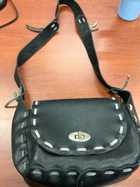 Black Leather shoulder Bag with Contrast Stitching